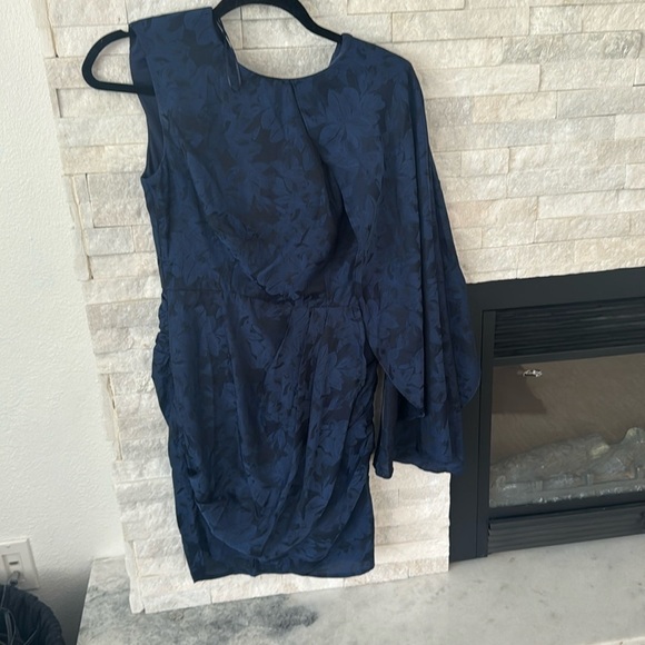 Vici Dresses & Skirts - VICI dress xs